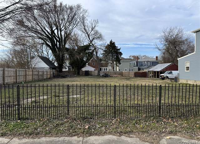 Property at 1163 W Wythe St, Petersburg, VA 23803