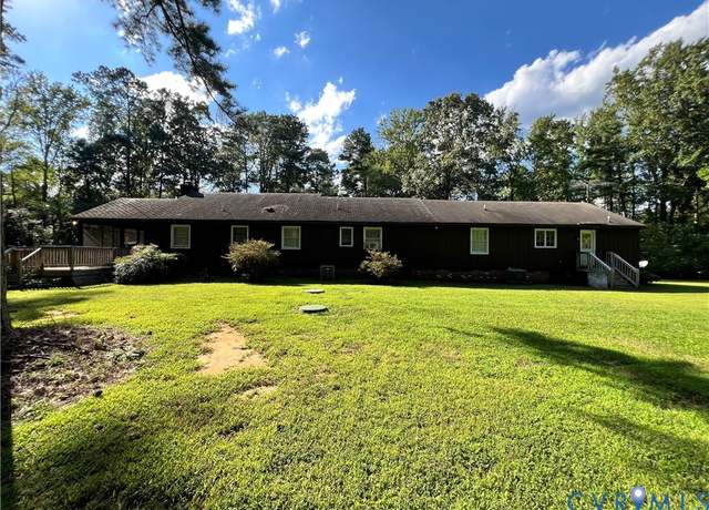 Property at 3749 Richmond Hwy, Tappahannock, VA 22560, 5 beds, 2.5 baths