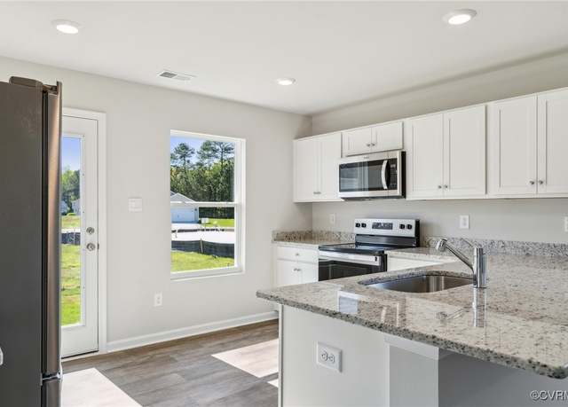 Property at 82 Our Way Dr, Kilmarnock, VA 22482, 2 beds, 2 baths