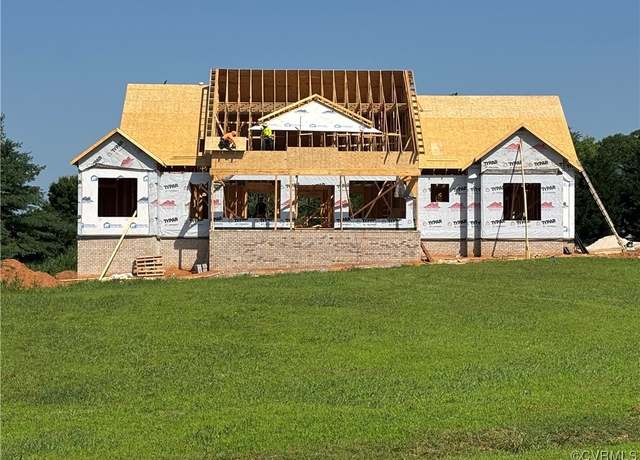 Property at 11111 Carriage House Ln, Amelia, VA 23002, 4 beds, 2.5 baths