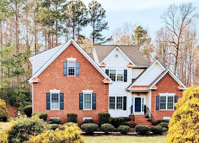 Property at 8212 Macandrew Pl, Chesterfield, VA 23838, 5 beds, 3.5 baths