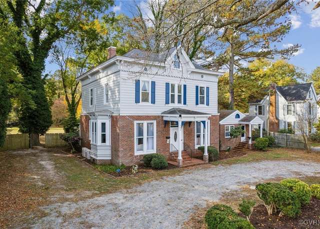 Property at 102 Market St, Onancock, VA 23417, 7 beds, 5 baths