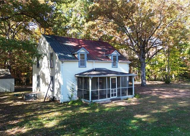 Property at 1367 S Constitution Rte, Dillwyn, VA 23936, 4 beds, 1 bath