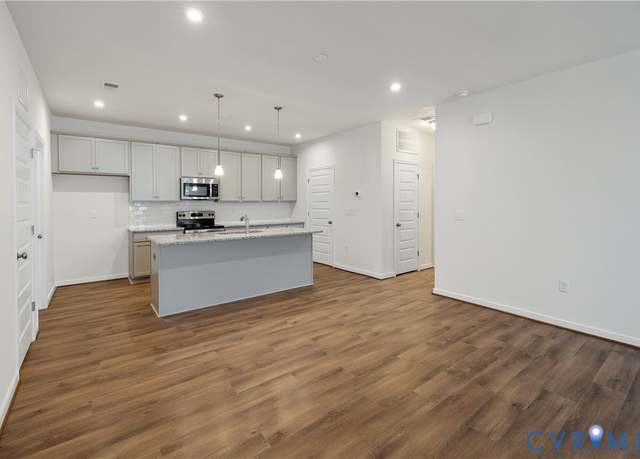Property at 3731 Maze Runner Dr, Midlothian, VA 23112, 1 bed, 1.5 baths