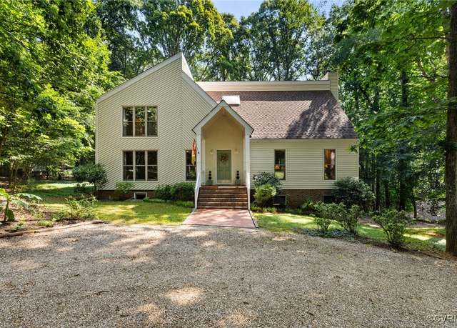 Property at 13030 River Hills Dr, Midlothian, VA 23113, 4 beds, 3.5 baths