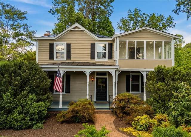 Property at 11422 W Patrick Henry Rd, Ashland, VA 23005, 4 beds, 2.5 baths