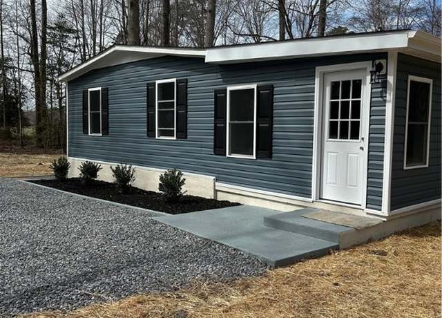 Property at 141 Printer Ln, Essex, VA 22560, 3 beds, 2 baths