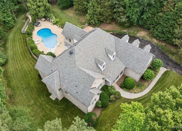 Property at 3631 Cannon Ridge Ct, Midlothian, VA 23113, 5 beds, 4 baths