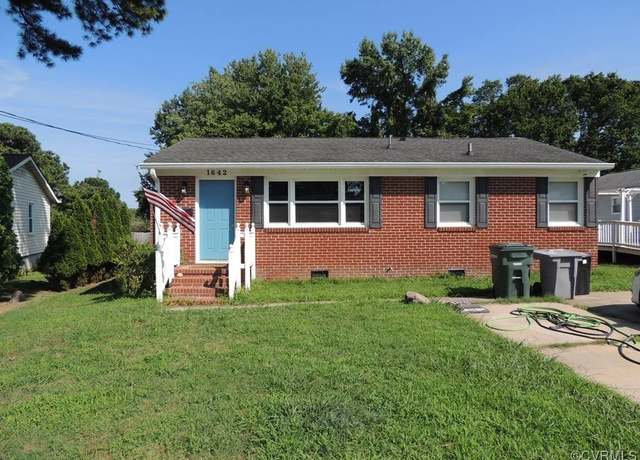 Property at 1642 Old Buckroe Rd, Hampton, VA 23664, 3 beds, 1 bath