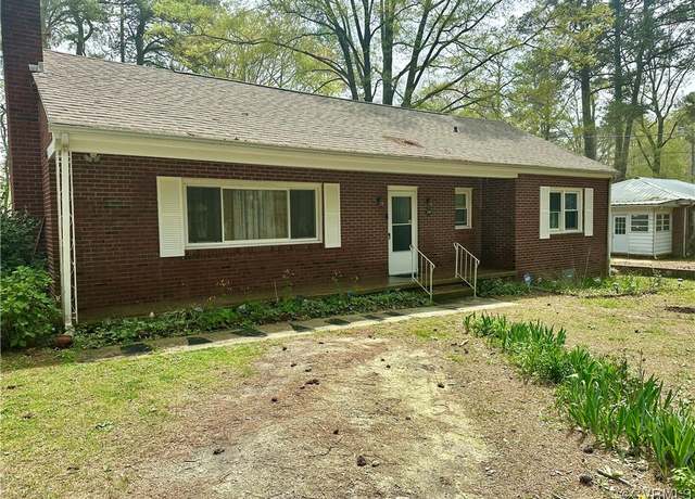 Property at 2919 Park Dr, Petersburg, VA 23805, 4 beds, 2 baths