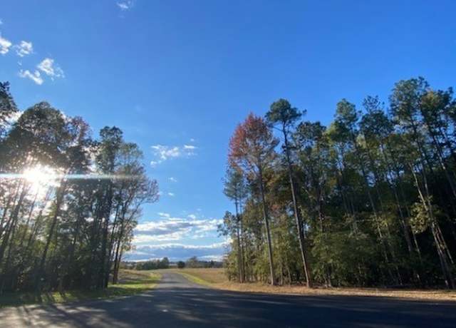 Property at 8815 Whitewater Farm Dr, Mechanicsville, VA 23116