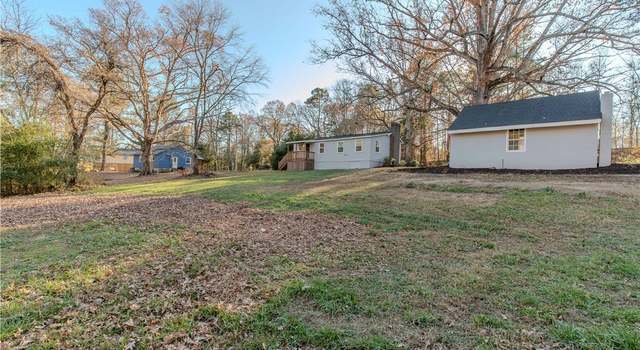 Photo of 2015 Hicks Rd, Chesterfield, VA 23235