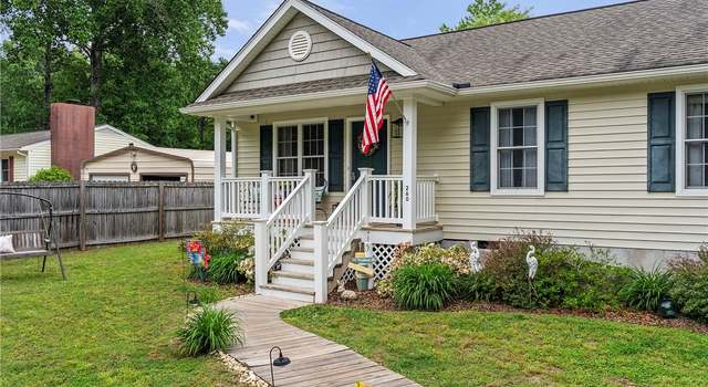 Photo of 260 Woodberry Dr, Hartfield, VA 23071