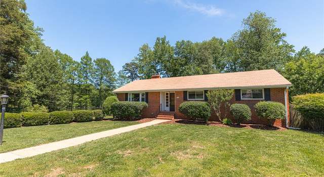 Photo of 110 Lakeside Dr, Colonial Heights, VA 23834