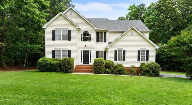Photo of 8309 Regalia Ct, Chesterfield, VA 23838