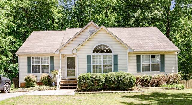 Photo of 2707 Quisenberry St, Midlothian, VA 23112