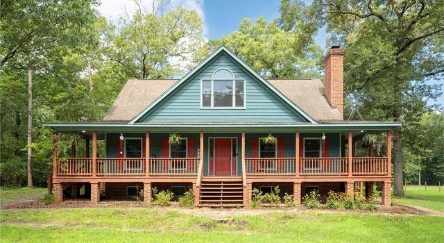 Property at 17067 Moores Mill Rd, Ruther Glen, VA 22546, 5 beds, 2.5 baths