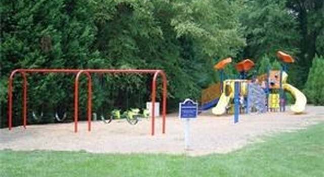 Photo of 10085 Poplar Hall Ct, Hanover, VA 23116