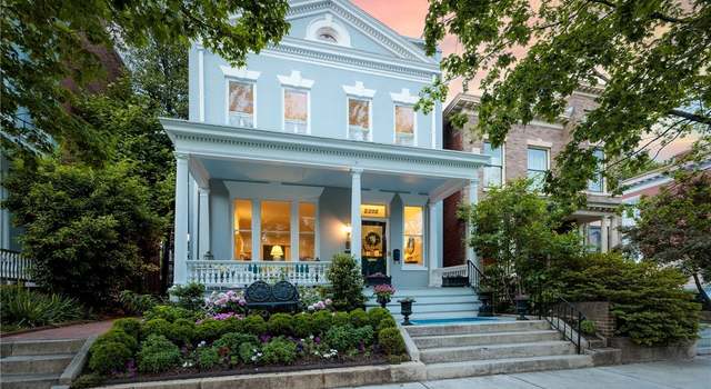 Photo of 2202 W Grace St, Richmond, VA 23220
