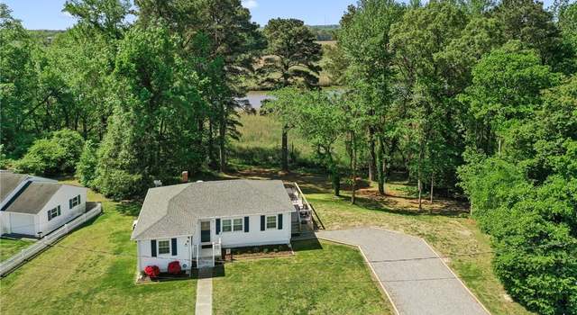 Photo of 905 Wakefield Ave, Tappahannock, VA 22560