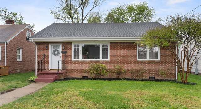 Photo of 213 Moorman Ave, Colonial Heights, VA 23834