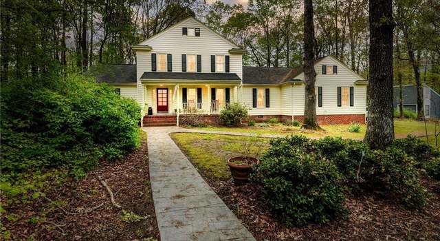 Photo of 13400 Castle Hollow Ct, Midlothian, VA 23114
