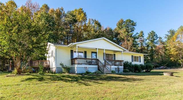 Photo of 4710 E Grey Fox Cir, Gum Spring, VA 23065