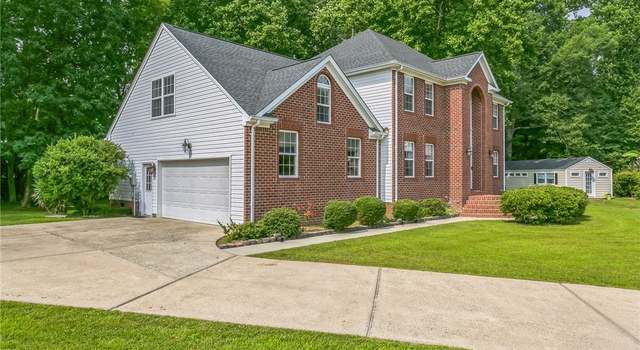 Photo of 1413 N Mill Point Ct, Suffolk, VA 23434