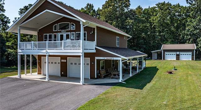 Photo of 200 Pinetop Rd, Topping, VA 23169