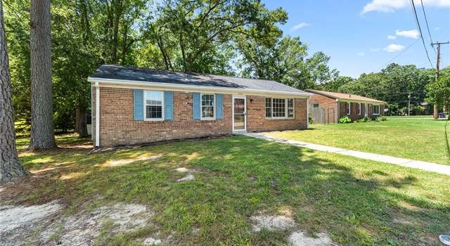 Photo of 103 Sadler Ave, Colonial Heights, VA 23834