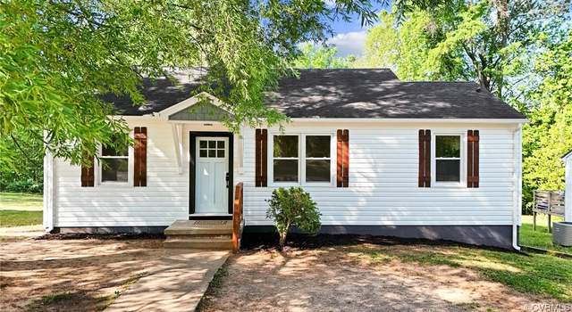 Photo of 605 Longwood Ave, Farmville, VA 23901