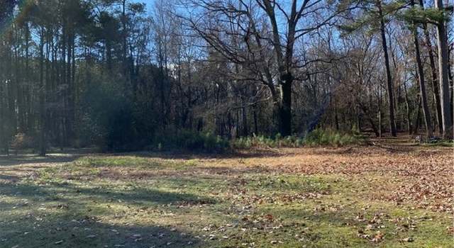 Photo of 256 Shady Ln, White Stone, VA 22578