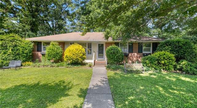 Photo of 101 Homestead Dr, Colonial Heights, VA 23834
