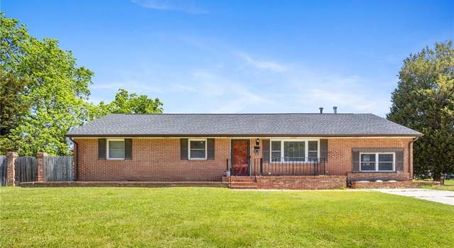 Photo of 31 Warren Dr, Newport News, VA 23608