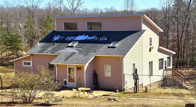 Photo of 571 Selma Rd, Howardsville, VA 24562
