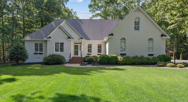 Photo of 2951 W Maple Grove Ln, Powhatan, VA 23139