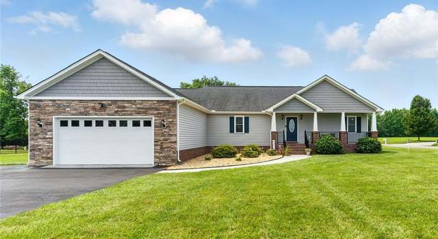 Photo of 112 Rosemary Ct, Tappahannock, VA 22560