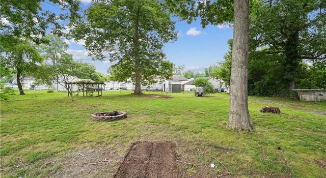 Photo of 1833 Alaska Dr, Richmond, VA 23224