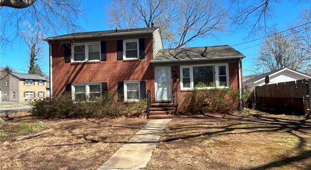 Photo of 702 Old Town Dr, Colonial Heights, VA 23834