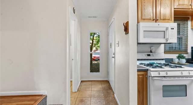 Photo of 11605 E Briar Patch Dr, Midlothian, VA 23113