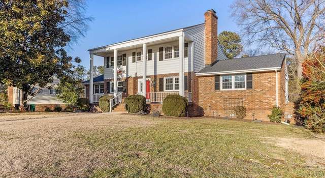 Photo of 1007 Forestview Dr, Colonial Heights, VA 23834