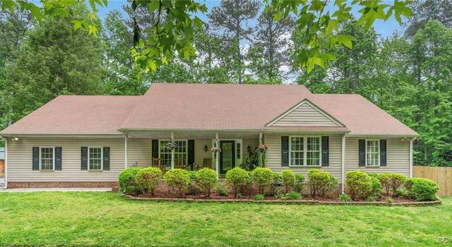 Photo of 160 Woodland Trl, West Point, VA 23181