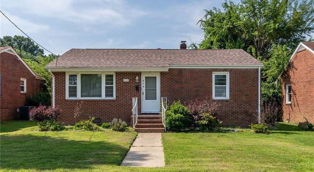 Photo of 213 Moore Ave, Colonial Heights, VA 23834