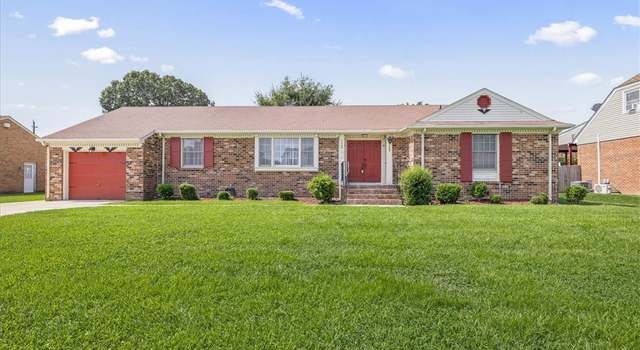 Photo of 1249 Riveroaks Dr, Colonial Heights, VA 23834