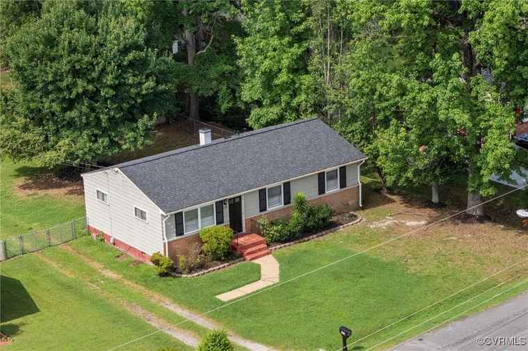 Photo of 5425 Germain Rd Richmond, VA 23224