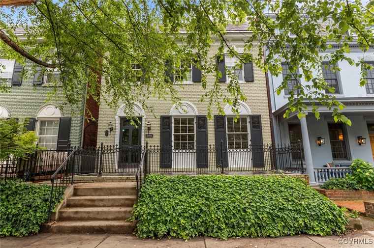 Photo of 2011 Grove Ave Richmond, VA 23220