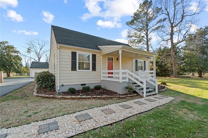 8265 New Ashcake Rd, Mechanicsville, VA 23116 | MLS# 2203071 | Redfin