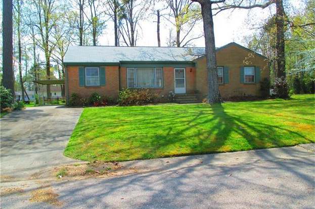126 S Plains Dr Petersburg Va 23805 Mls 1714038 Redfin 126 S Plains Dr Petersburg Va 23805