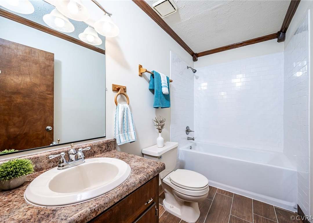 21100 Matoaca Rd, Chesterfield, VA 23803