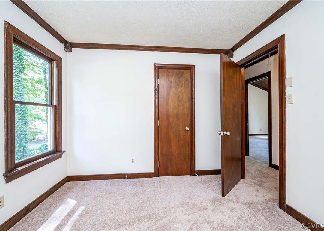 21100 Matoaca Rd, Chesterfield, VA 23803